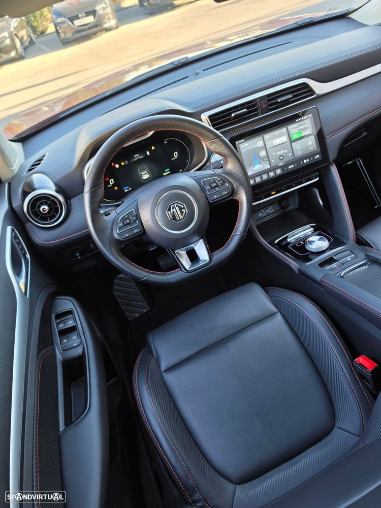 MG ZS EV 72.6 kWh Luxury - 52