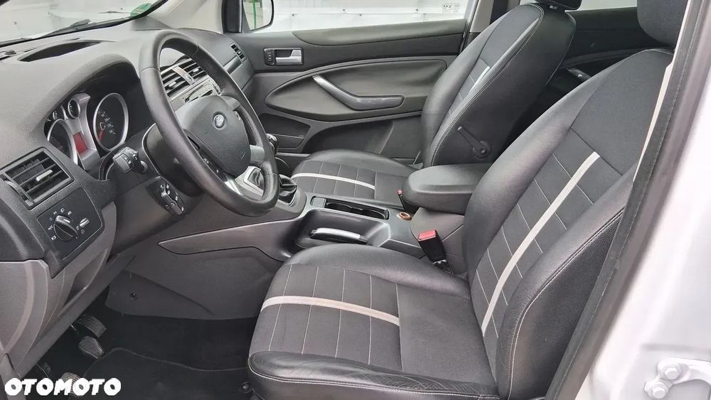 Ford Kuga 2.0 TDCi 4WD Titanium - 13
