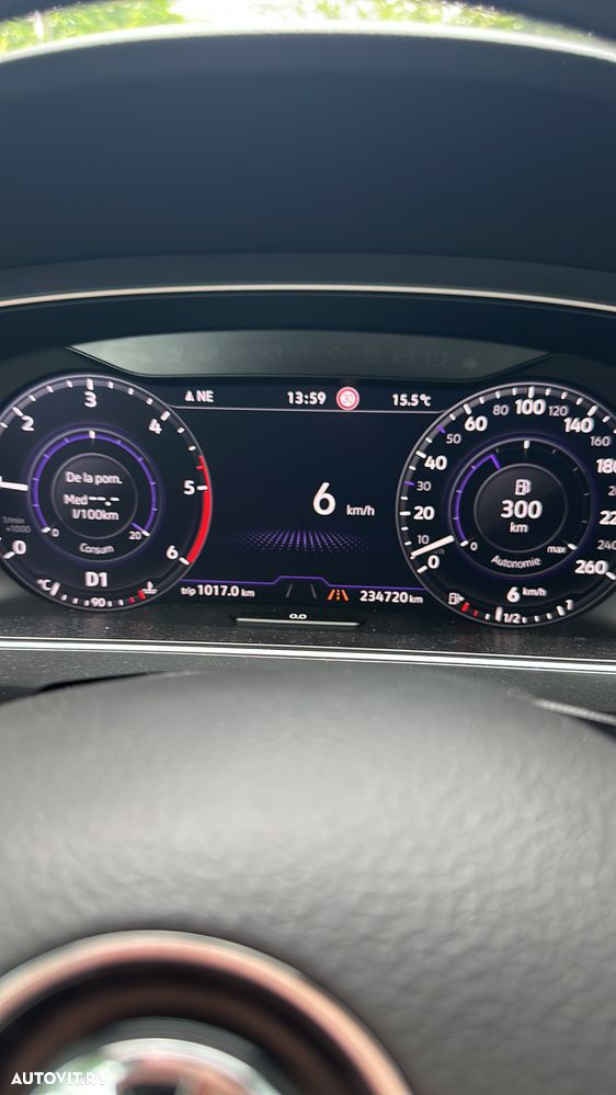 Volkswagen Tiguan - 5