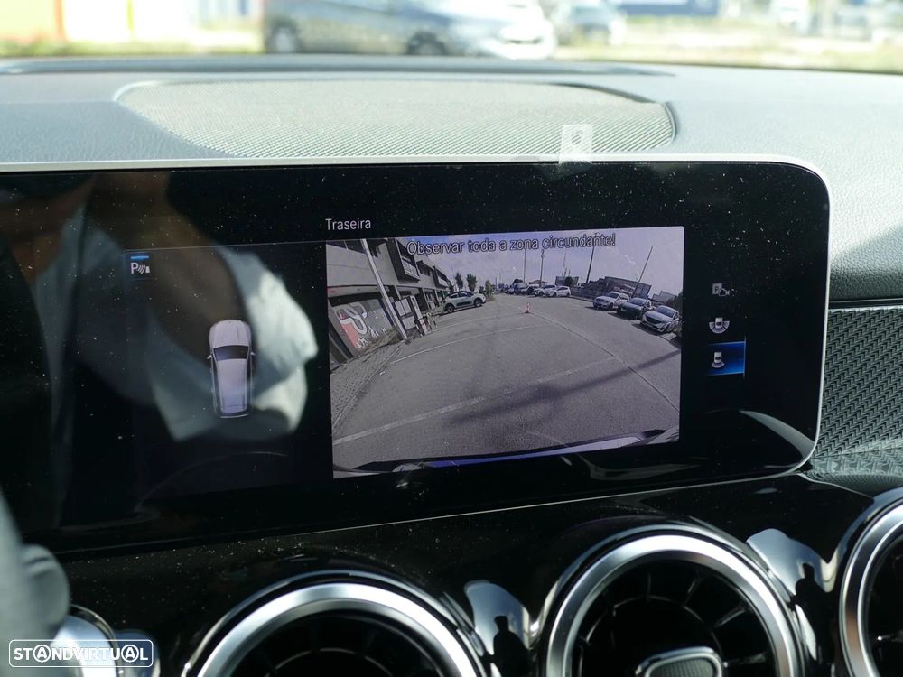 Mercedes-Benz GLB 180 d AMG Line - 22