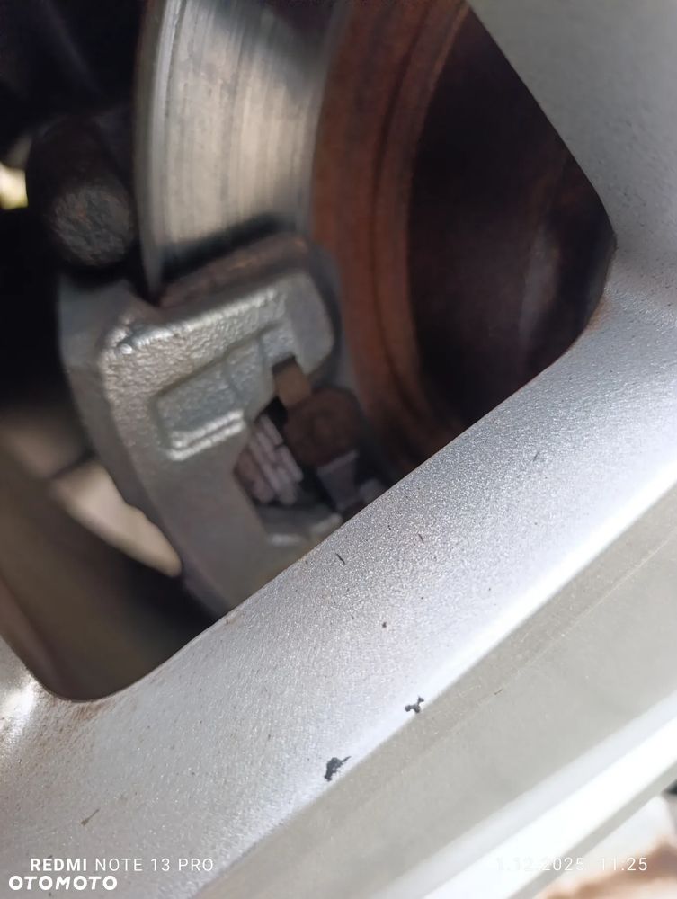 Jeep Compass 2.4I 4x4 Sport - 28