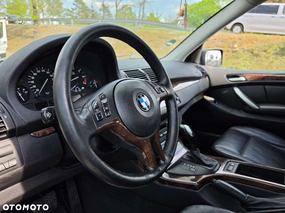 BMW X5 - 25