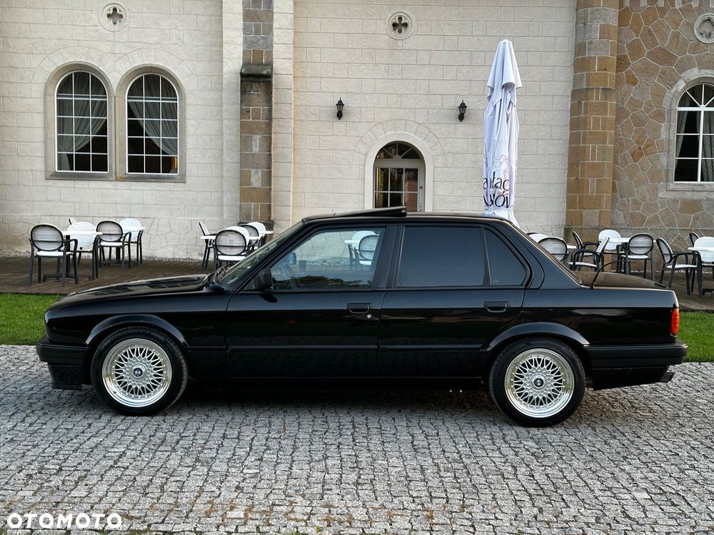 BMW Seria 3 320i - 7