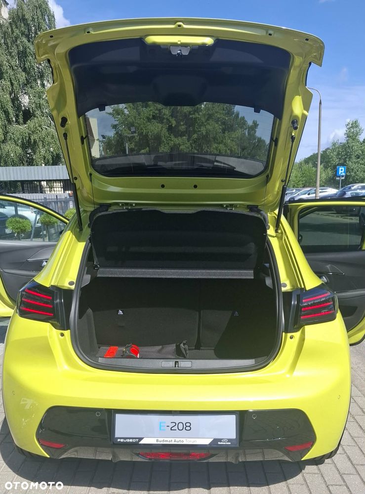 Peugeot 208 - 9