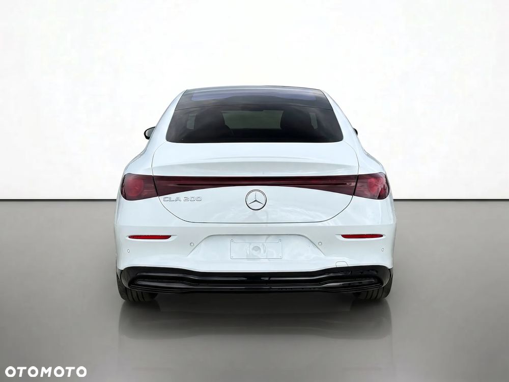 Mercedes-Benz CLA - 6
