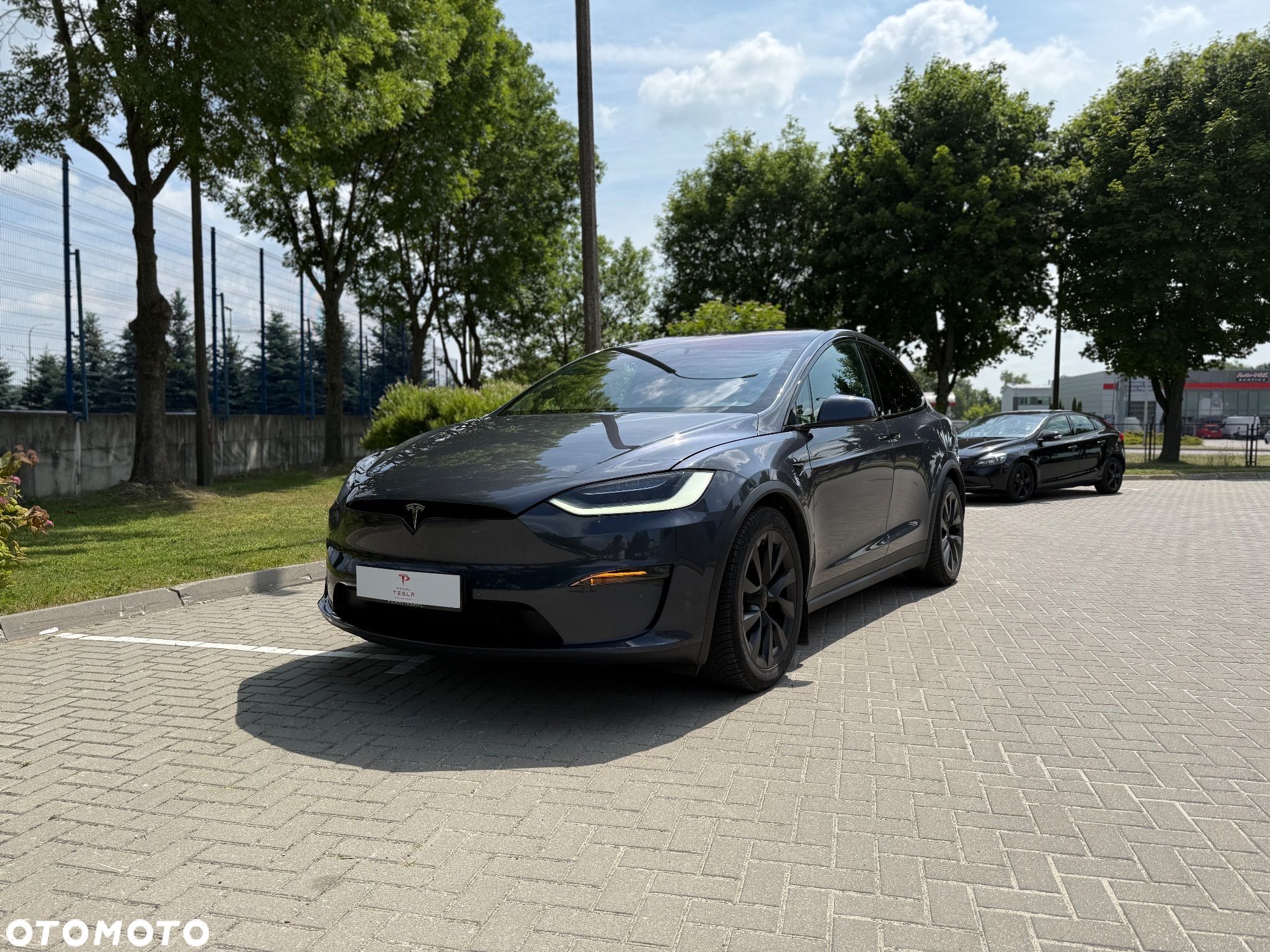 Tesla Model X Plaid - 1
