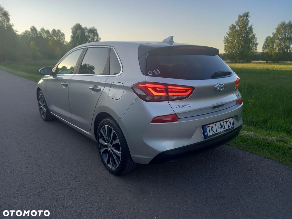 Hyundai i30 - 24