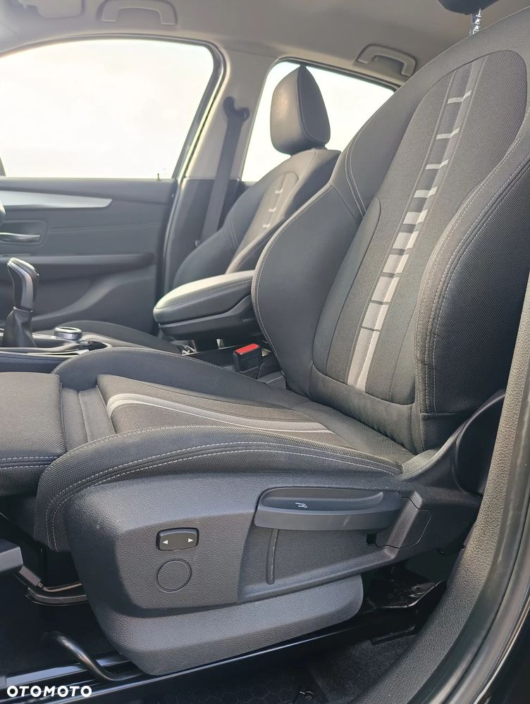 BMW Seria 2 218d Advantage - 26