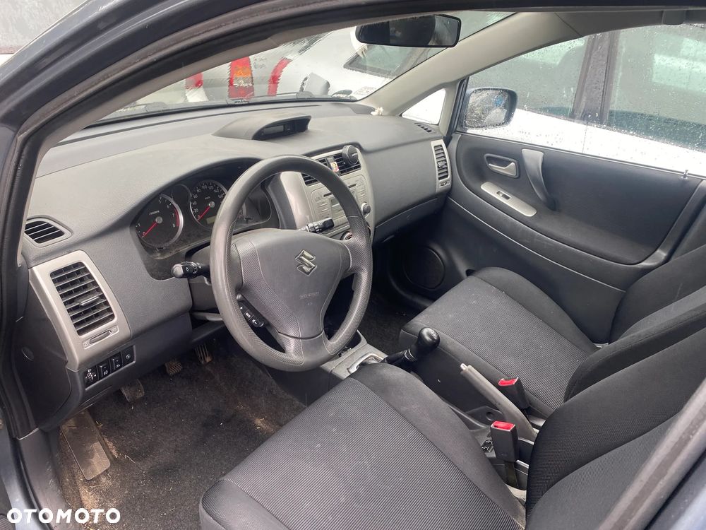 Suzuki Liana na części - 4