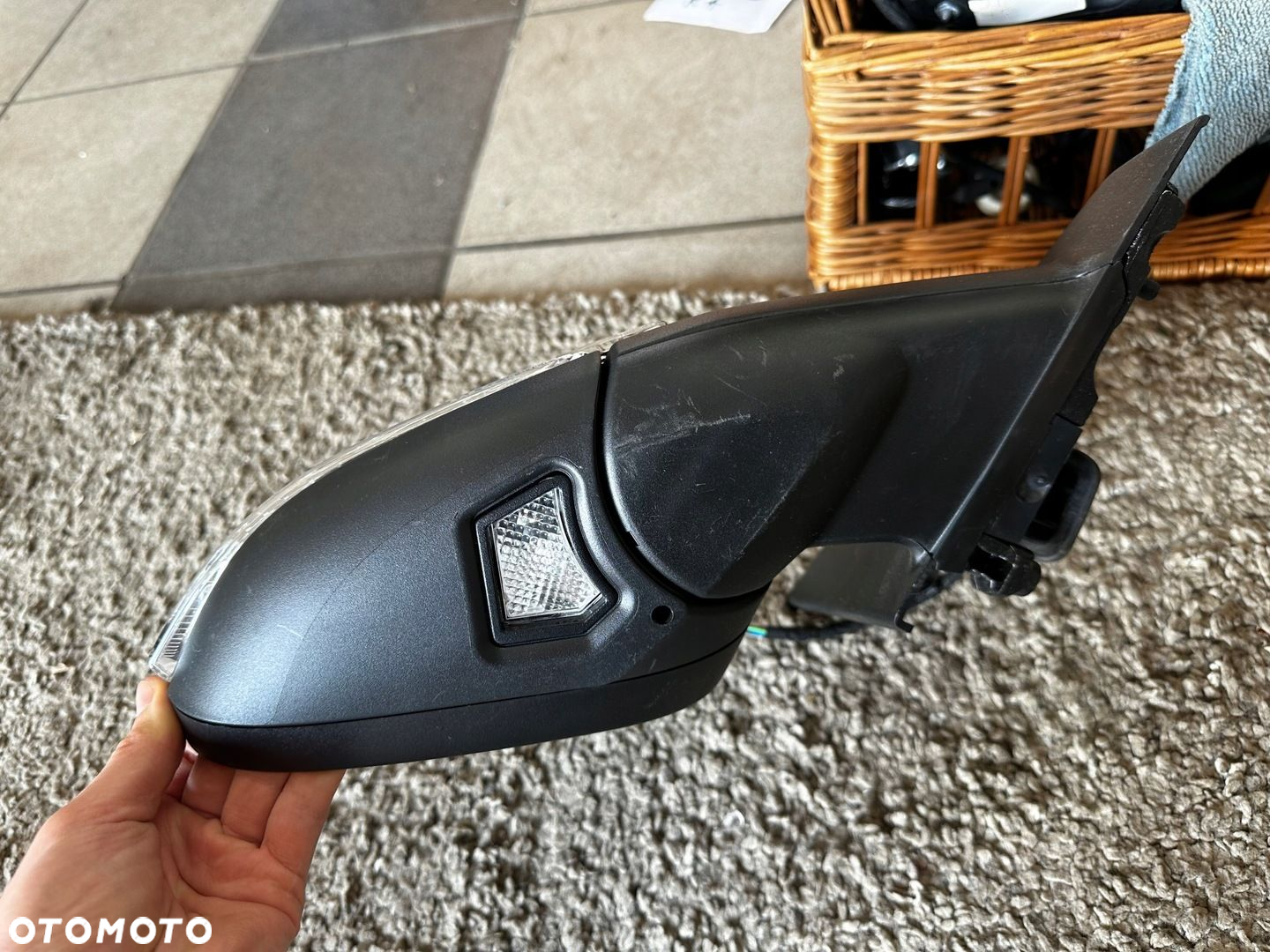 LUSTERKO PRAWE VOLVO V40 8PIN 2016- MIGACZ 31442584 - 8