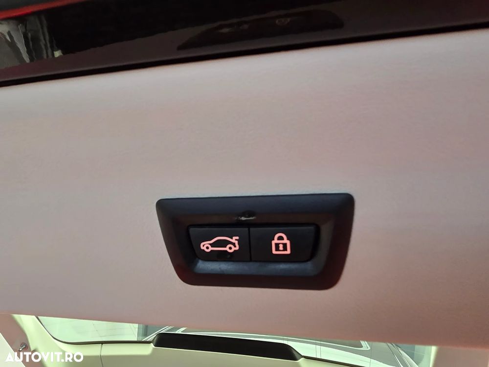 BMW X4 xDrive20i AT xLine - 13