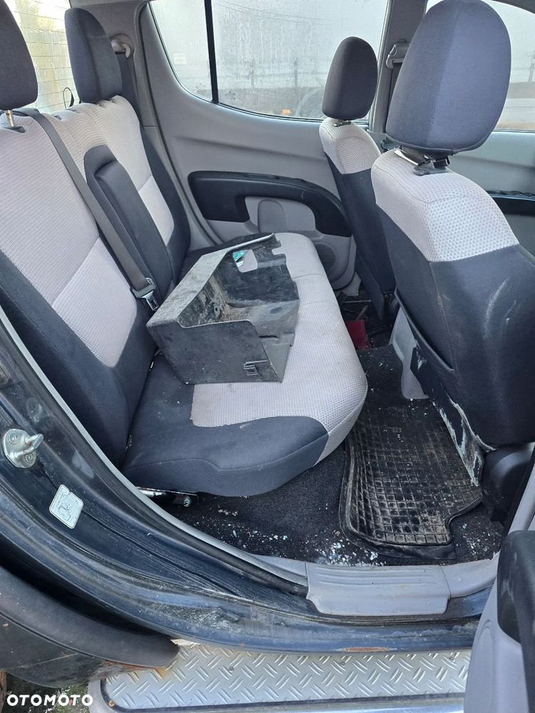 Mitsubishi L200 2.5 DID Instyle - 13