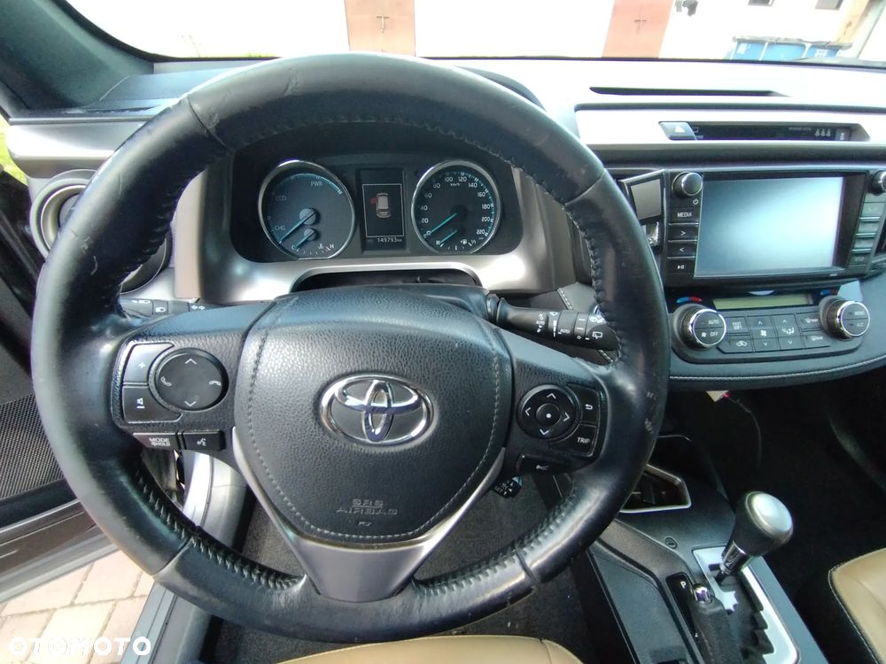 Toyota RAV4 Hybrid Prestige 4x2 - 18
