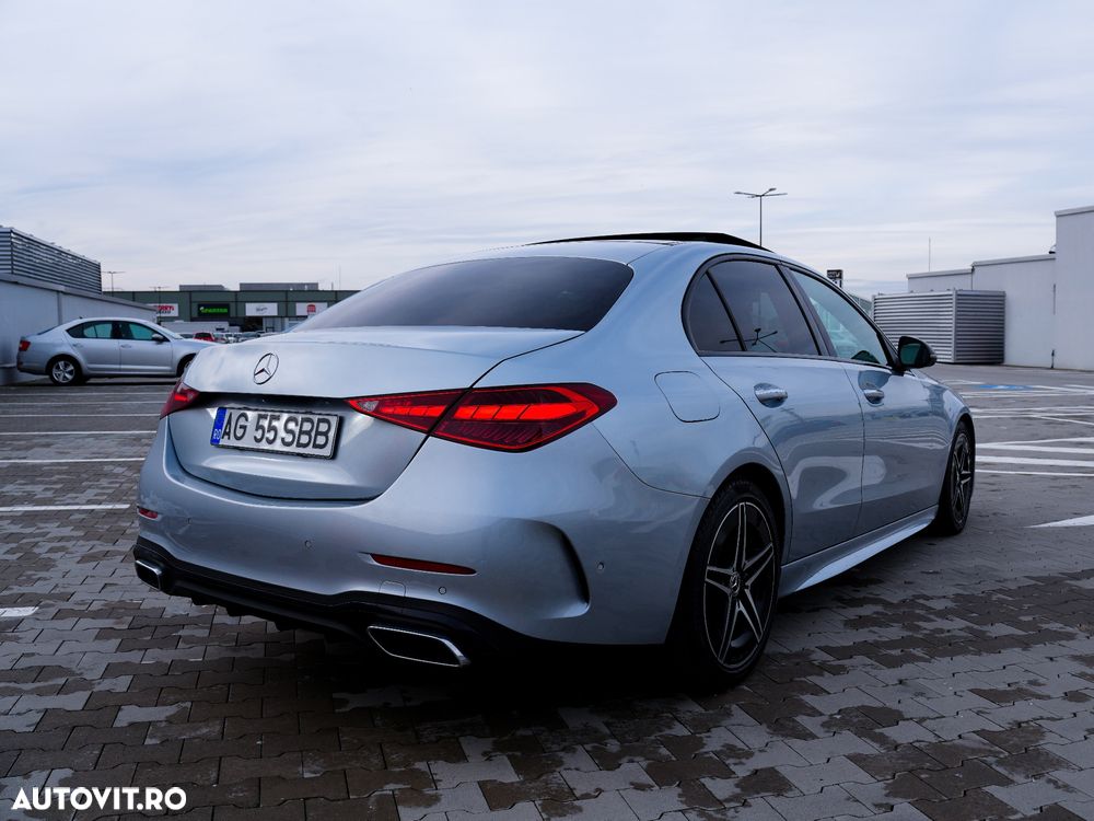 Mercedes-Benz C - 9