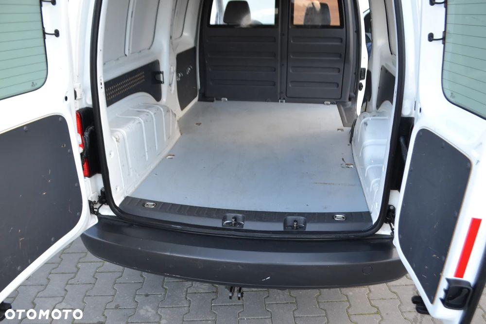 Volkswagen Caddy MaX - 10