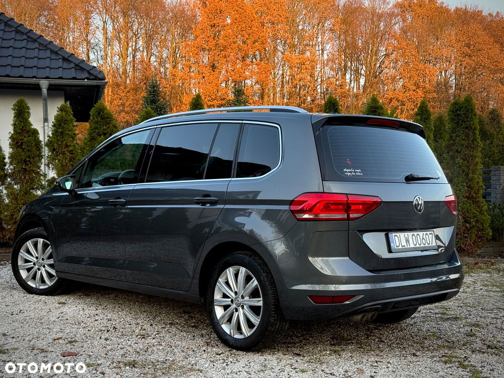 Volkswagen Touran 2.0 TDI BMT Highline - 4