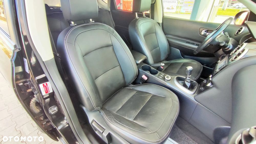 Nissan Qashqai 2.0 4 x 4 tekna - 11