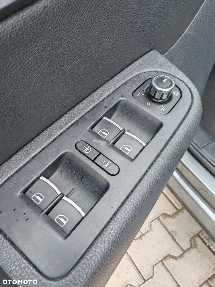 Volkswagen Sharan 2.0 TDI 4Mot Highline - 10