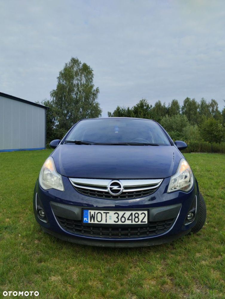 Opel Corsa 1.2 16V Cosmo - 2