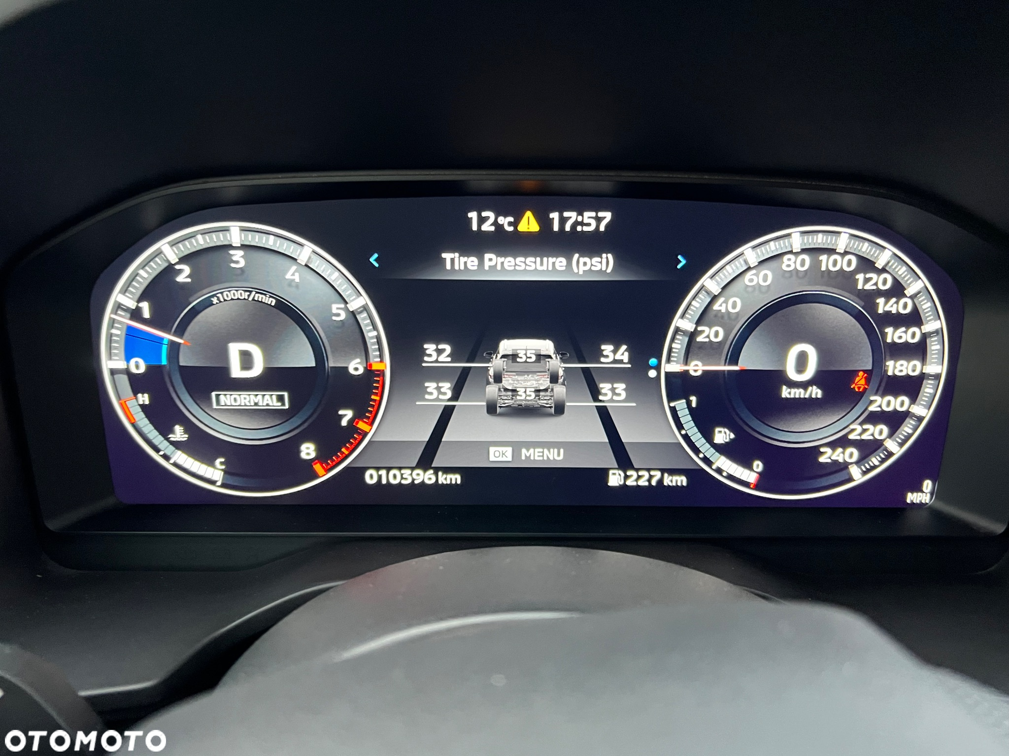 Mitsubishi Outlander - 16