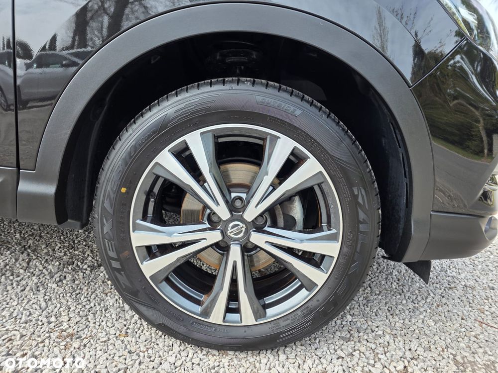 Nissan Qashqai 1.6 DCi N-Connecta - 24