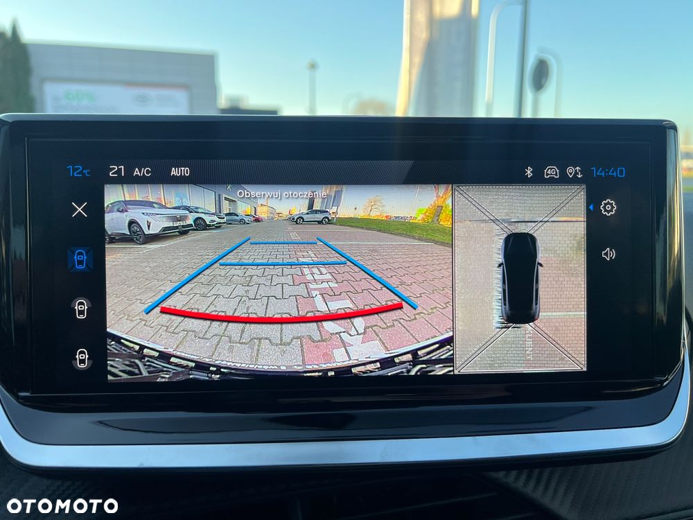 Peugeot 208 1.2 mHEV Allure - 19