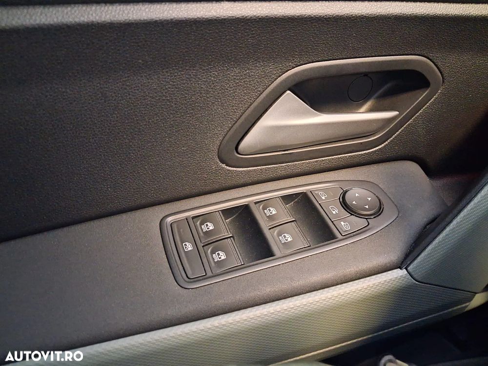 Dacia Duster TCe 130 4X4 MHEV Extreme - 6