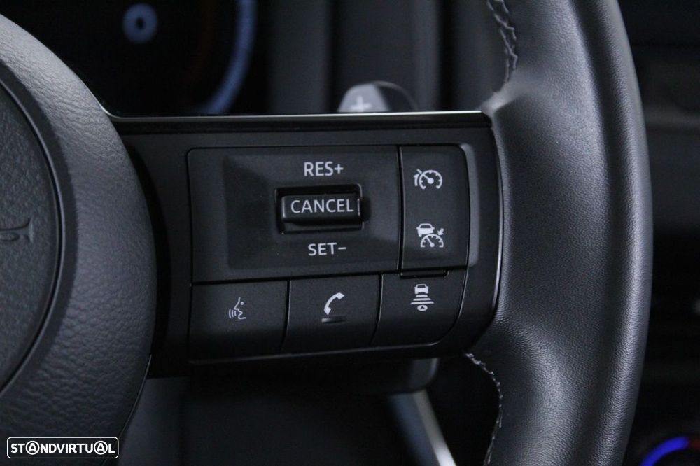 Nissan Qashqai 1.3 DIG-T N-Connecta LED+TT Xtronic - 23