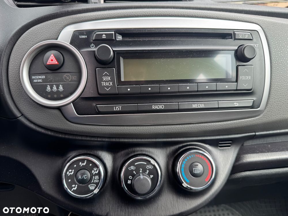 Toyota Yaris - 14