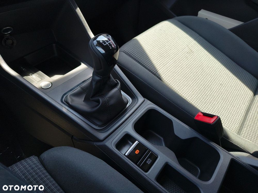 Volkswagen Caddy Caddy 2,0 l TDI EU6 SCR 102 KM / skrzynia biegów: manualna 6-biegowa rozstaw osi: 2755 mm - 21