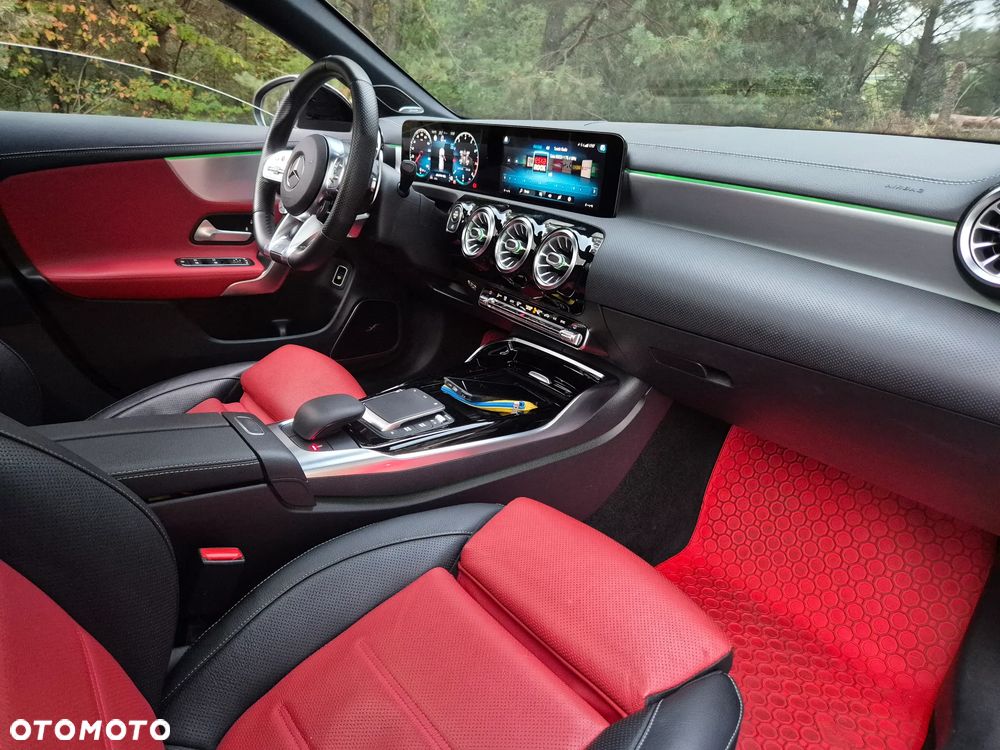 Mercedes-Benz CLA AMG 35 4-Matic 7G-DCT - 35