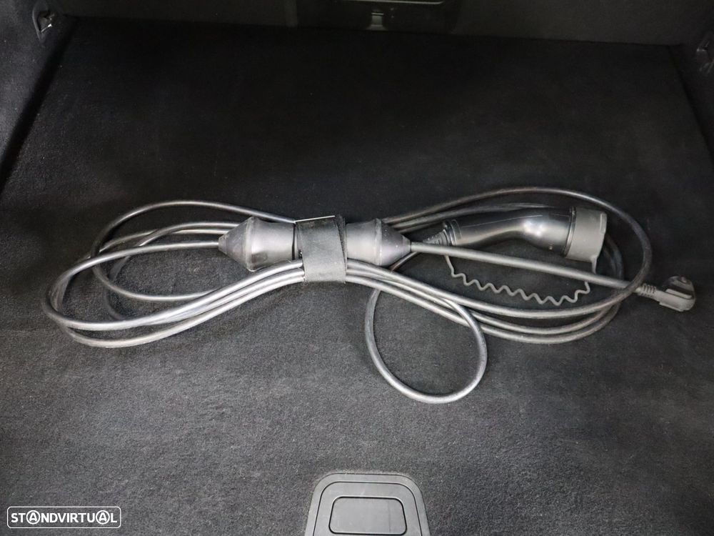 Volvo XC 60 2.0 T6 PHEV Inscription AWD - 8