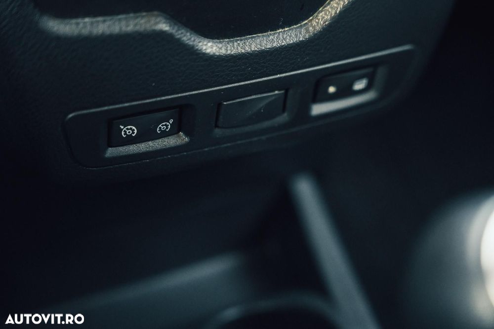 Dacia Lodgy 1.5 Blue dCi Stepway - 21