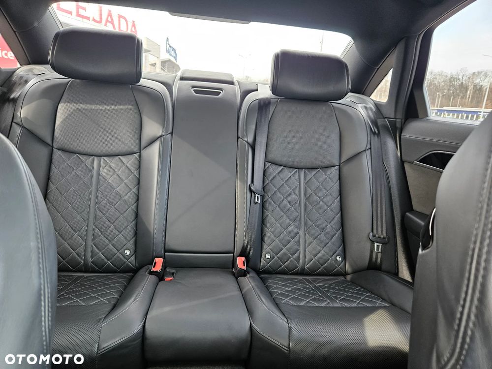 Audi A8 - 23