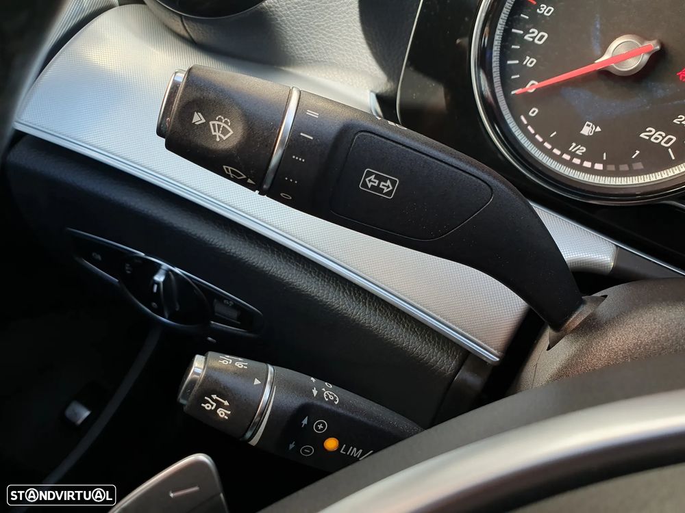 Mercedes-Benz E 220 d 9G-TRONIC AMG Line - 20