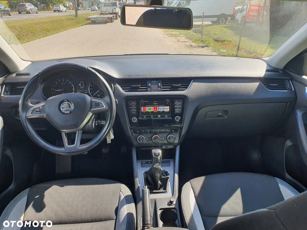 Skoda Octavia 1.6 TDI (Green tec) Joy - 11
