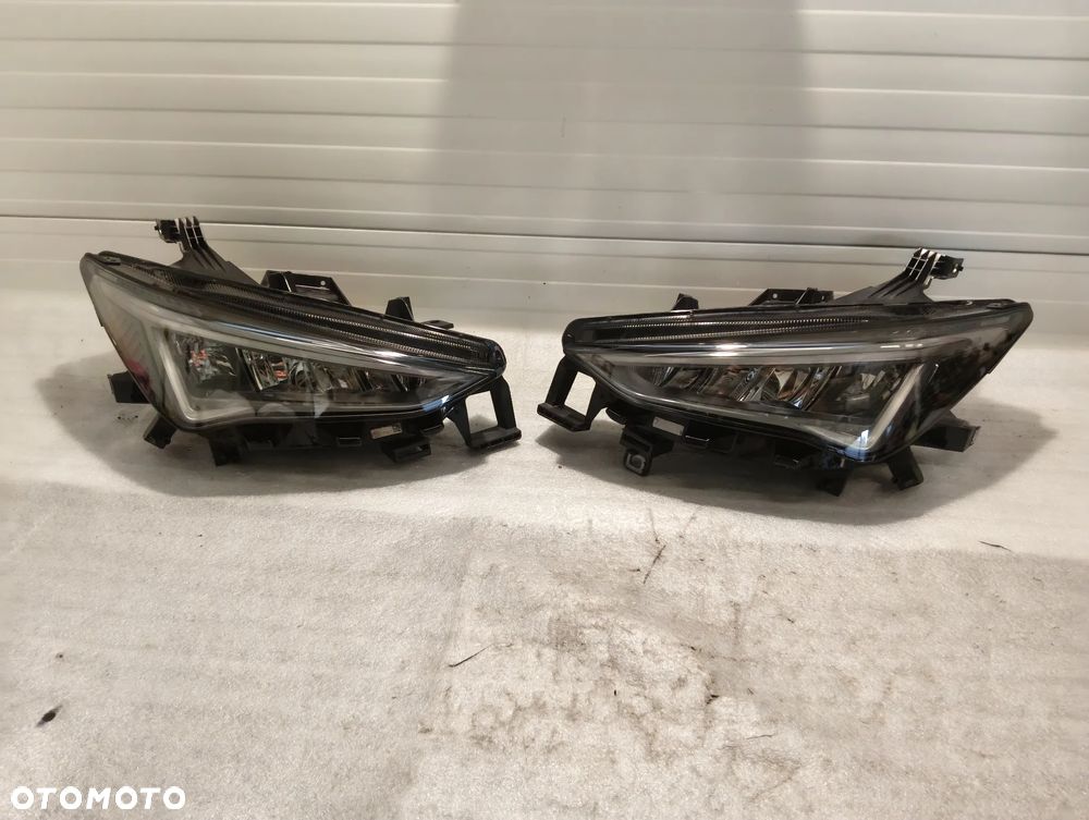 Cupra Born FULL LED KOMPLET LAMP PRZEDNICH 10F941007H / 10F941008H - 1