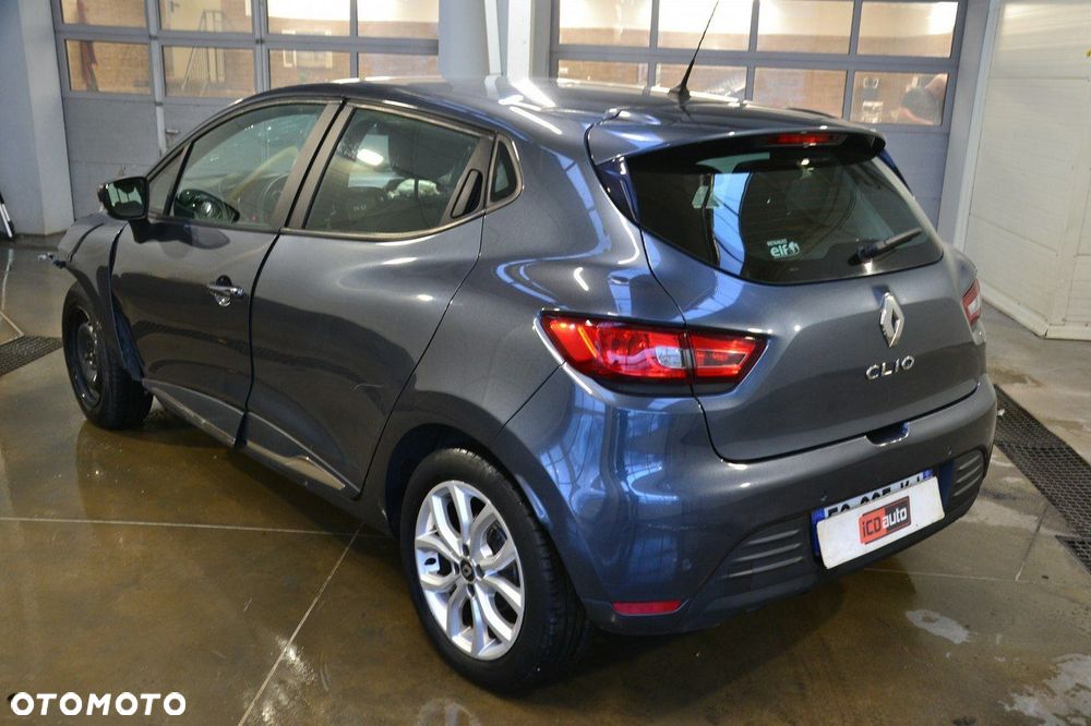 Renault Clio - 5