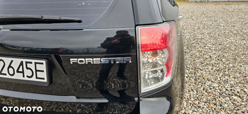 Subaru Forester 2.0X Exclusive - 18