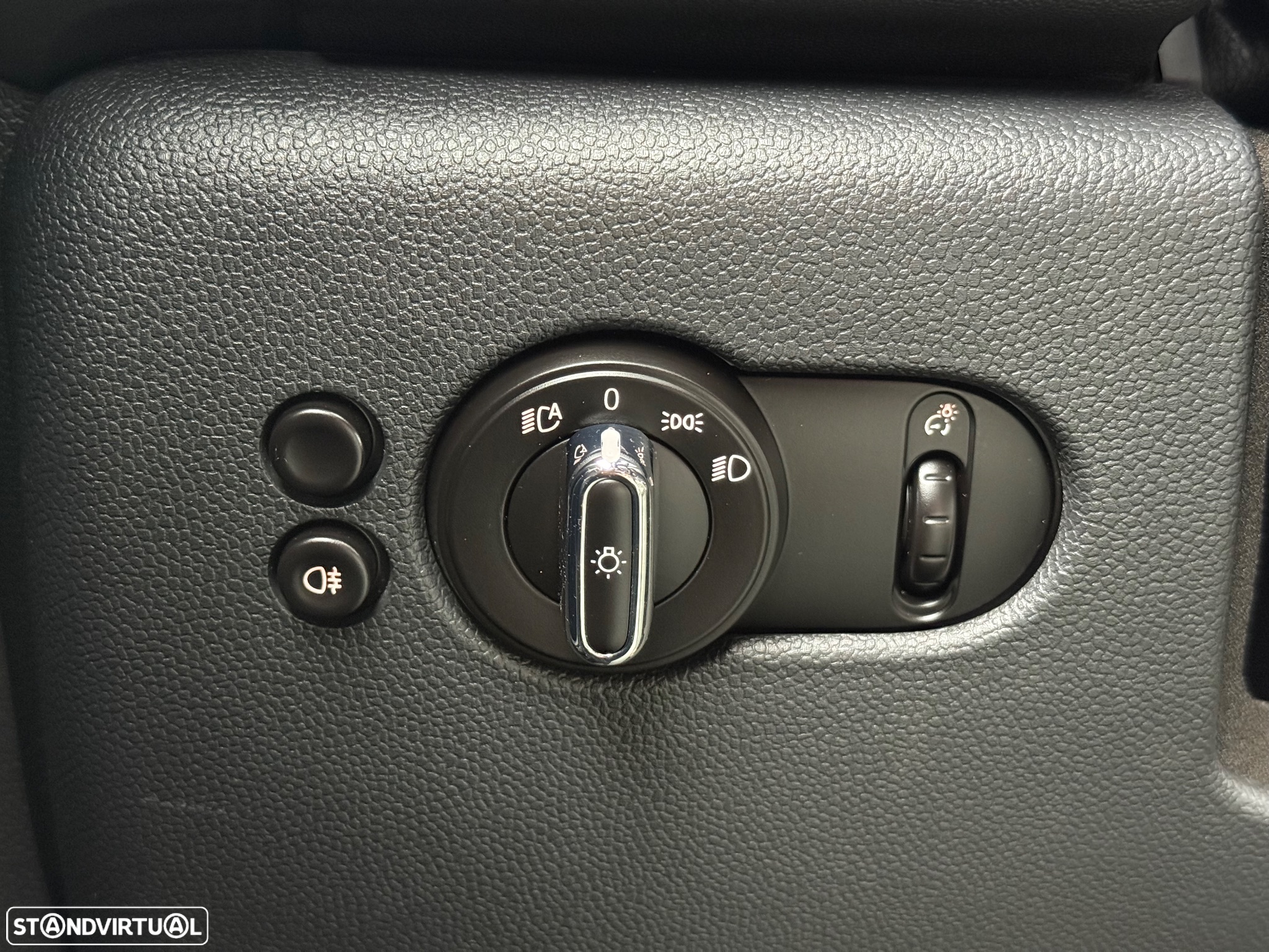MINI 3 Portas John Cooper Works - 30
