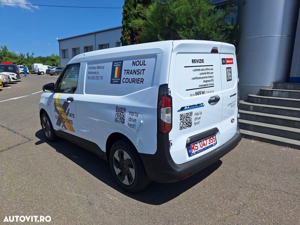 Ford Transit Courier - 4