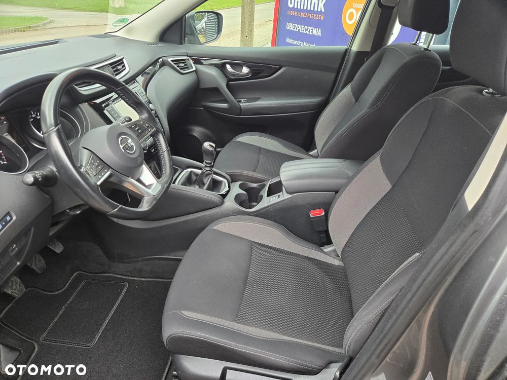 Nissan Qashqai 1.3 DIG-T TEKNA - 8