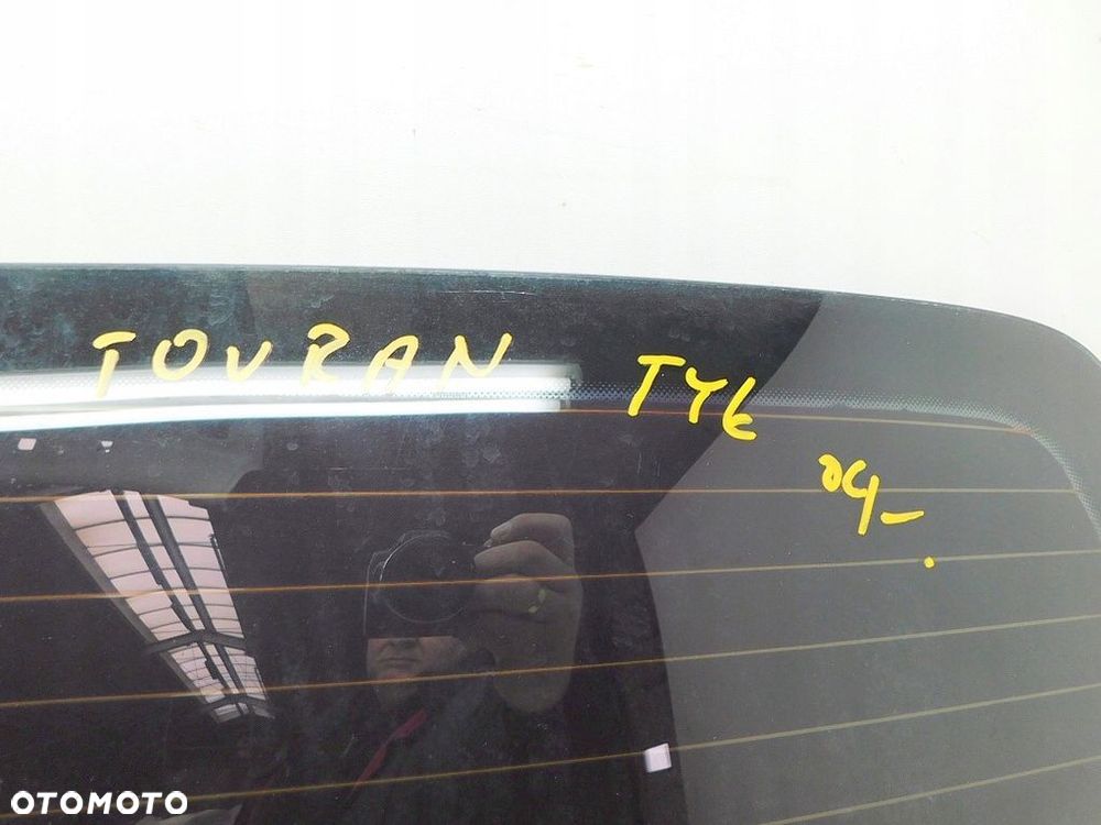 VW TOURAN 1.9 TDI BKC 05r SZYBA KLAPY BAGAŻNIKA TYŁ - 5