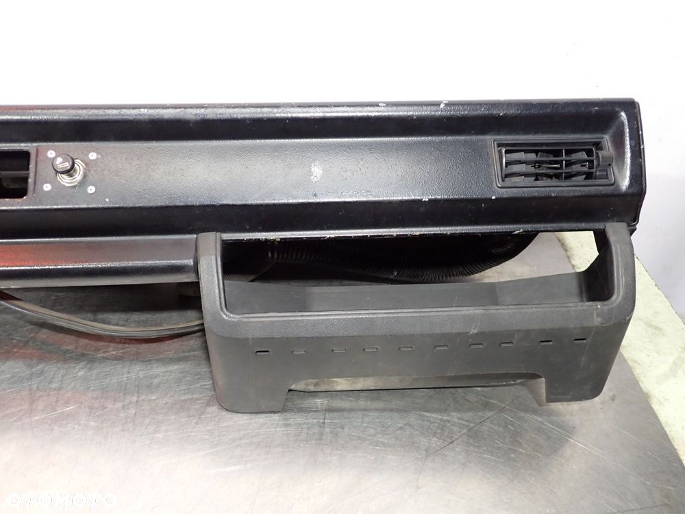 DESKA ROZDZIELCZA VOLKSWAGEN T3 - 4