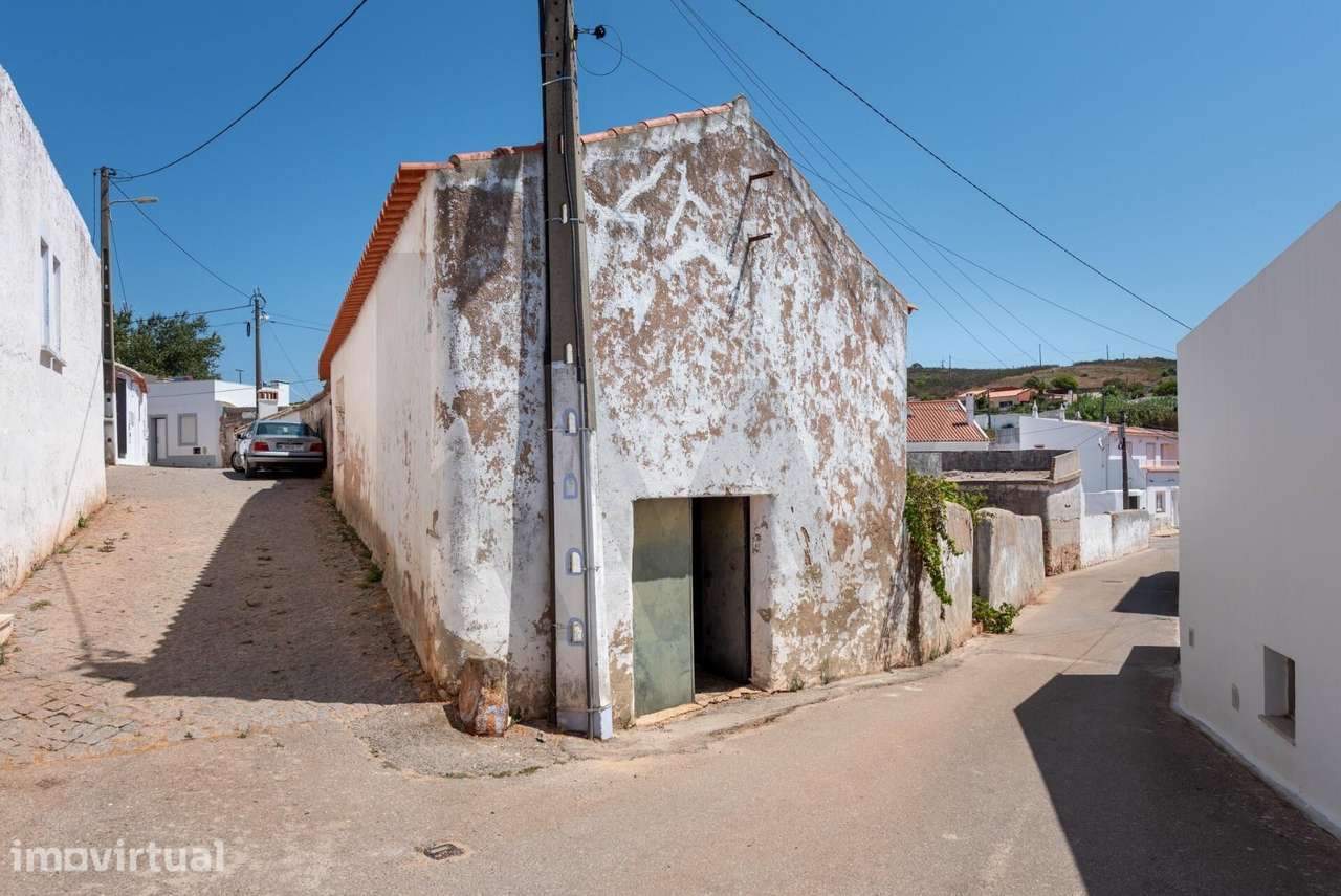 Armazém na Raposeira | Terreno com 170 m2 - Grande imagem: 4/12