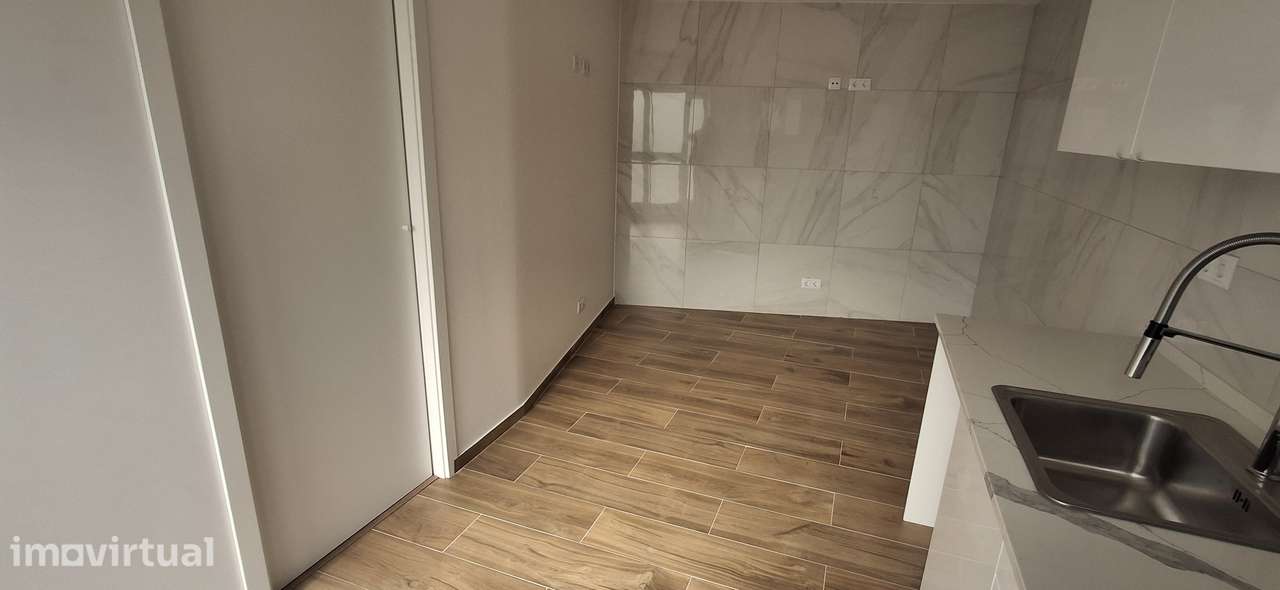 T1 remodelado pronto a habitar - Grande imagem: 4/15