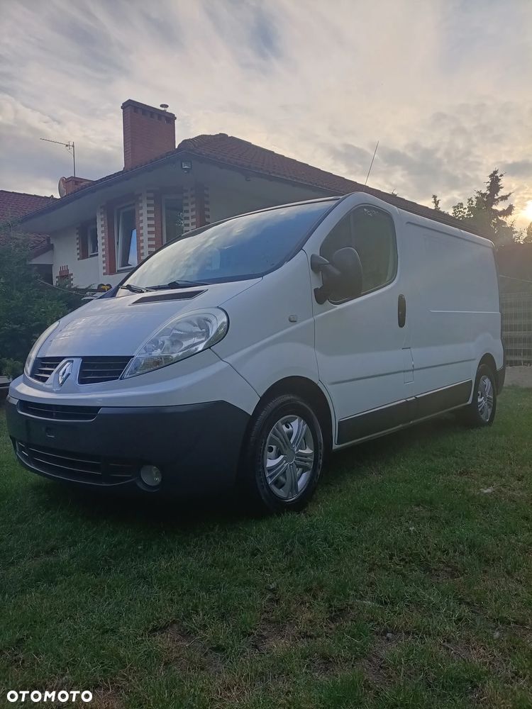Renault Trafic - 10