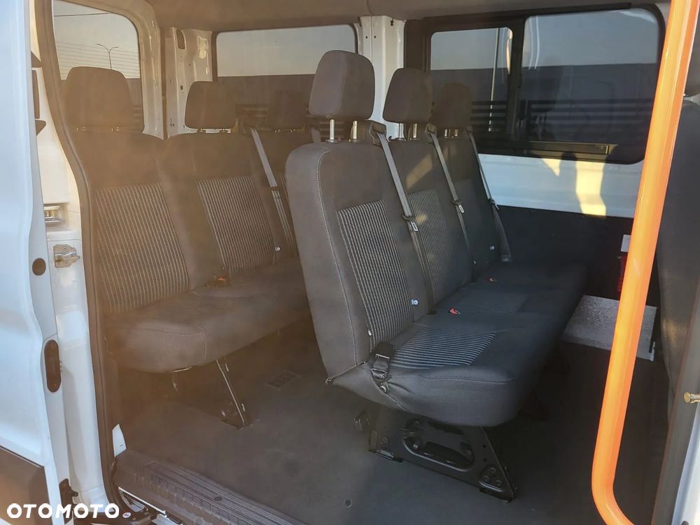 Ford Transit - 19