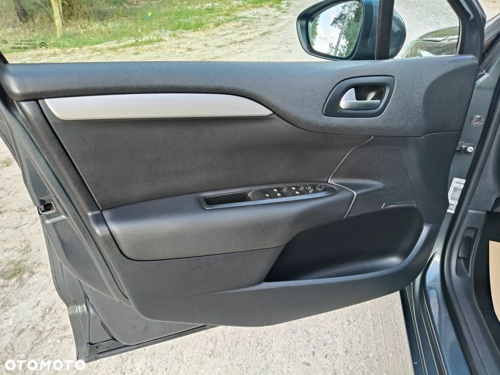 Citroën C4 VTi 120 Exclusive - 15