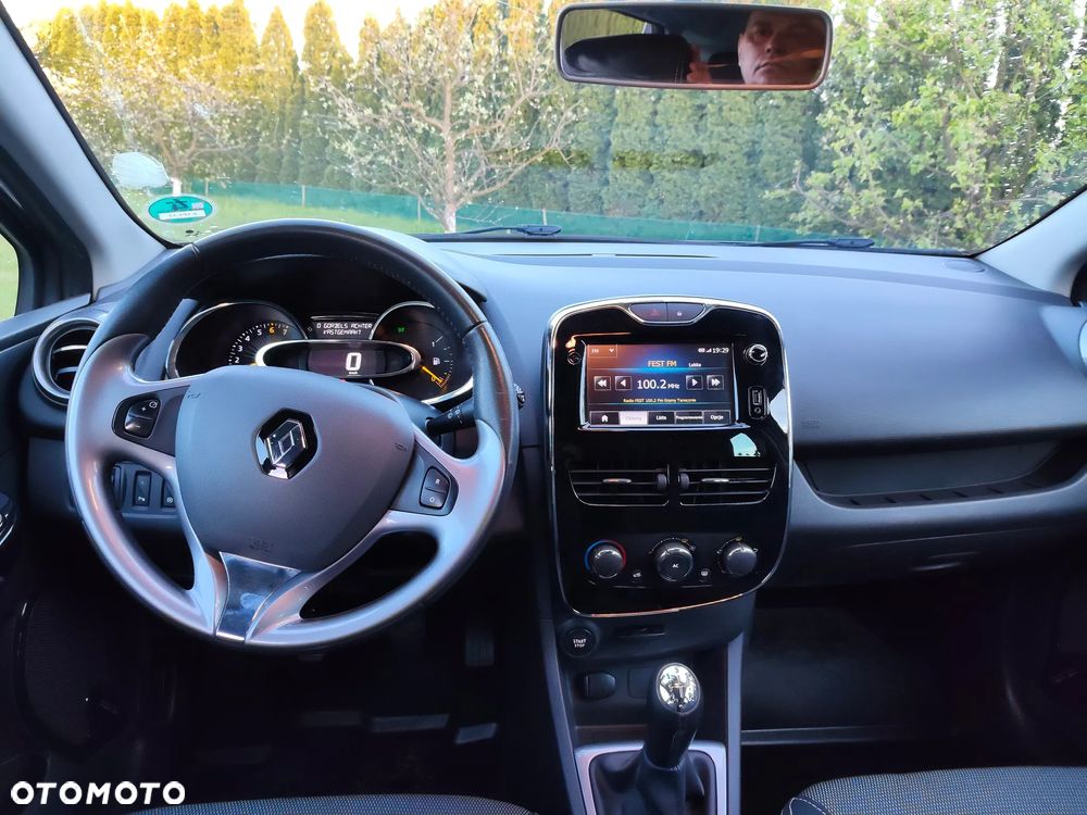Renault Clio 0.9 TCe Business - 10